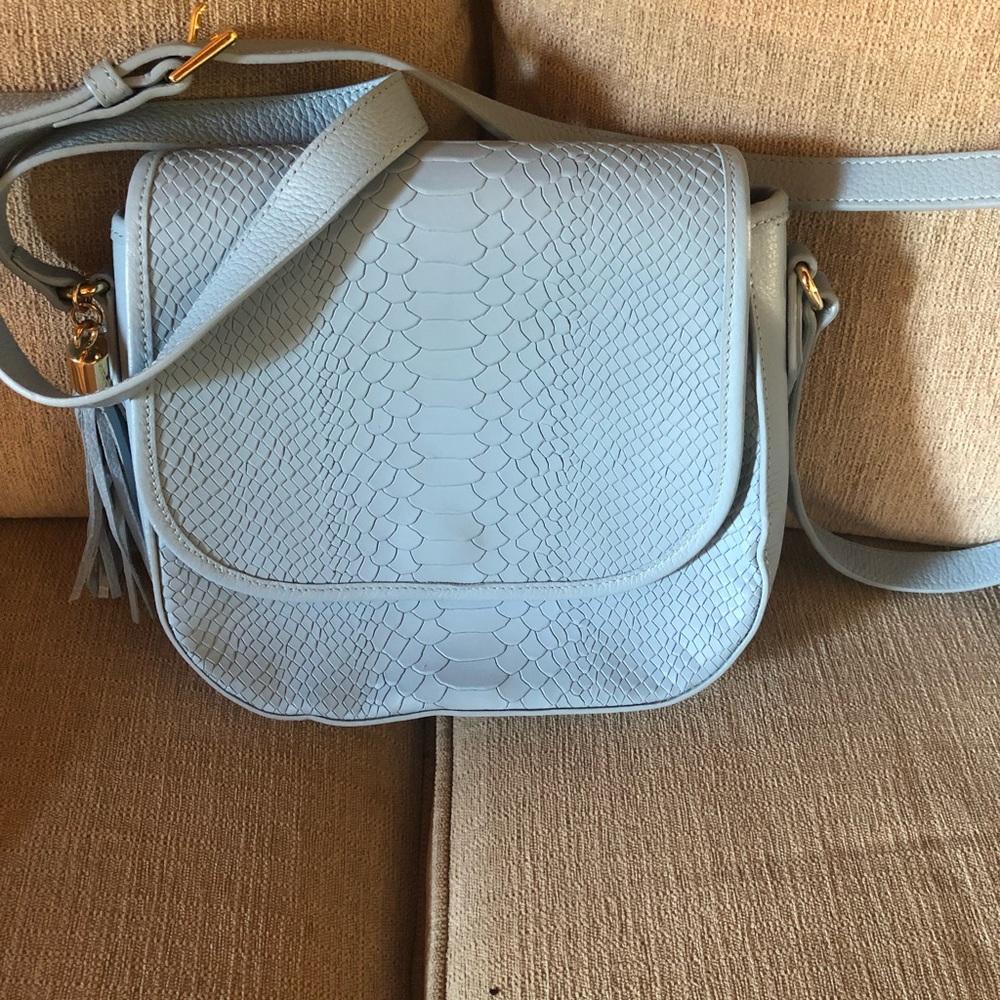 Gigi New York saddlebag purse
